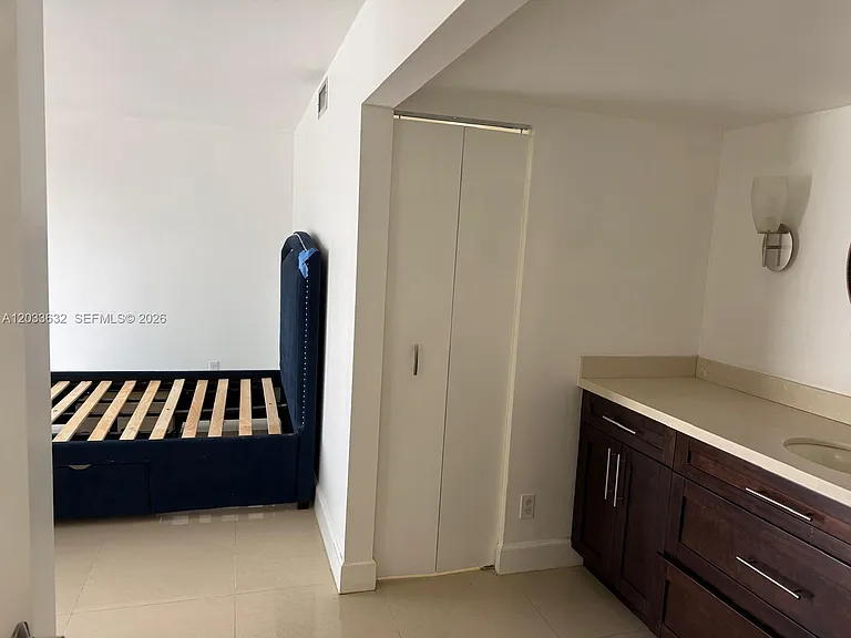 66 N Valencia Ave #Penthouse 2A — Photo 10
