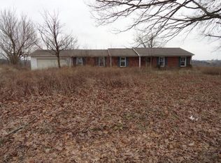 2705 Oregon Rd, Versailles, KY 40383