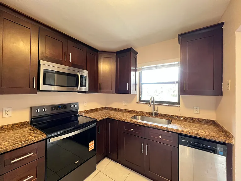 21890 Lake Forest Cir #101 — Photo 6
