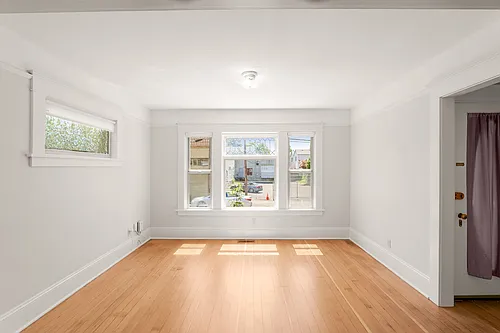 2717 NE Buxton St — Photo 10
