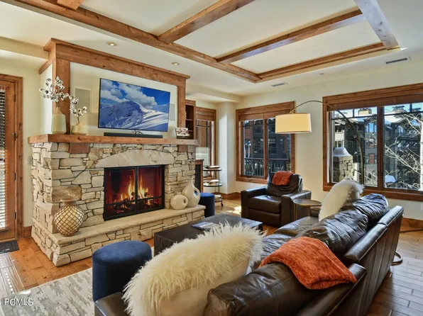 7715 Village Way #206, Park City, UT 84060