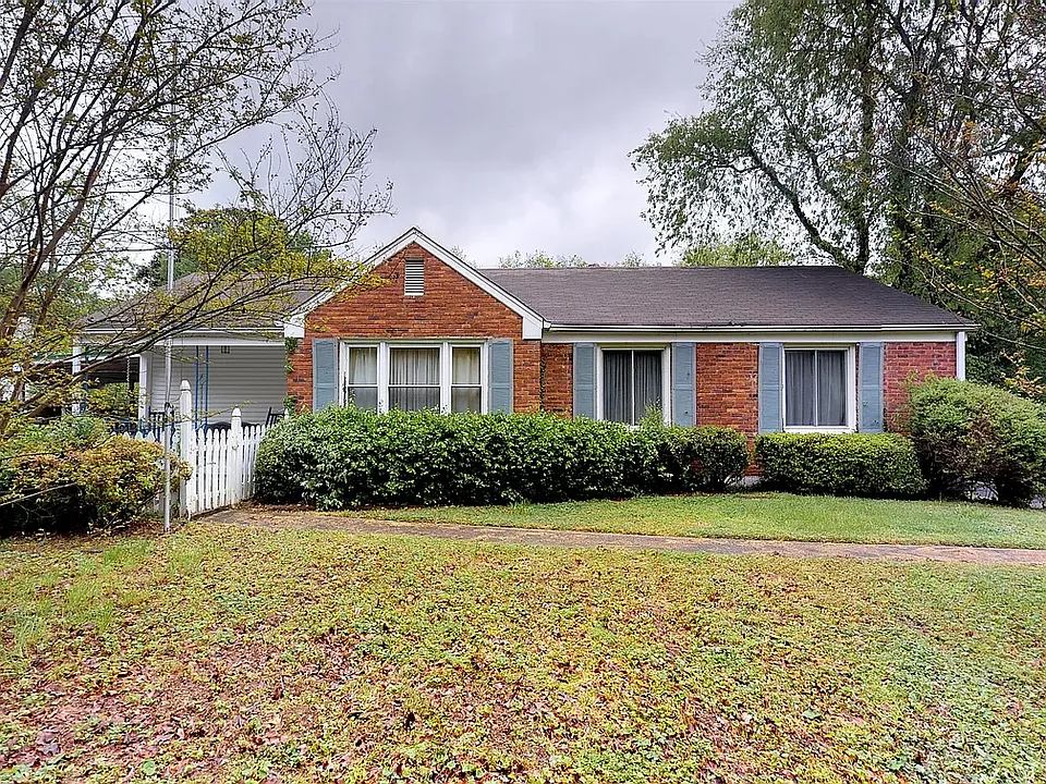 712 Currey Rd