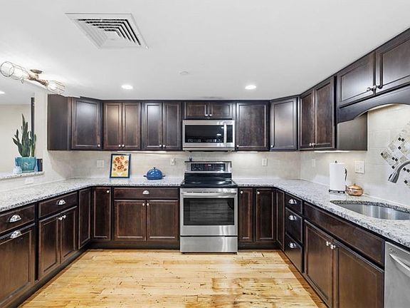 4th image of 1 Tupperware Dr Unit 235