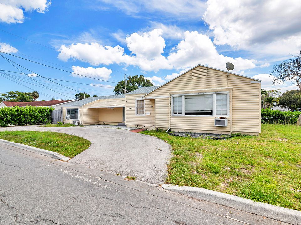1st image of 1048 Van Deventer Street