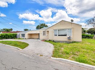 1048 Van Deventer St, West Palm Beach, FL 33405
