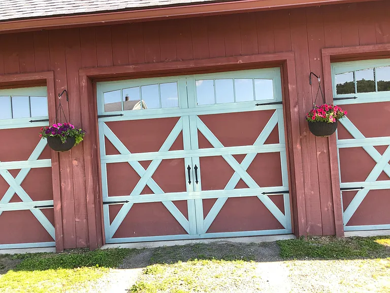 1 Garage stall available for rent.