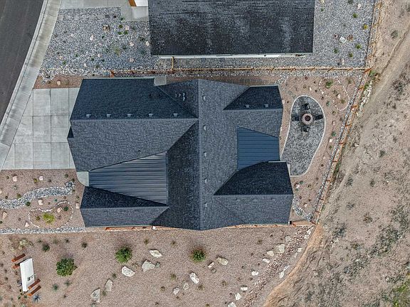 5th image of 2257 Holy Cross Way