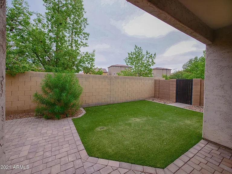2188 S Heron Ln — Photo 22
