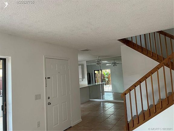 4th image of 5791 SE Windsong Ln #610