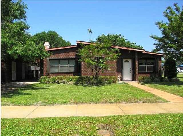 1st image of 2111 Long Ave