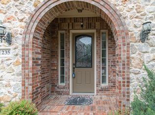 235 Carrington Ln, Lewisville, TX 75067