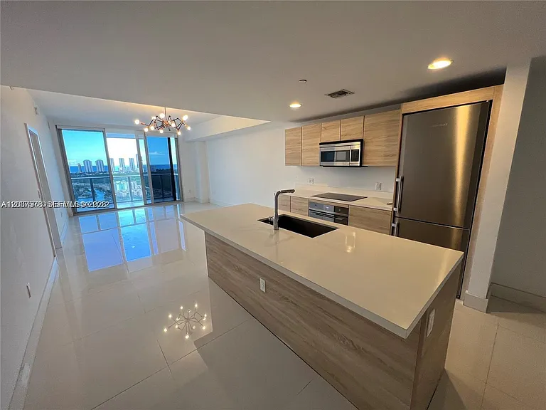 16385 Biscayne Blvd #3019 — Photo 11