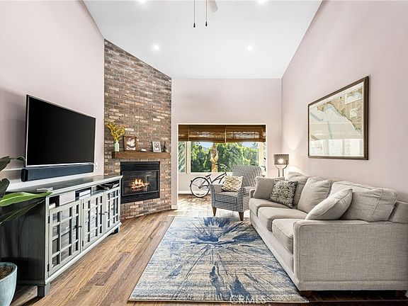 5th image of 16877 Bluewater Ln