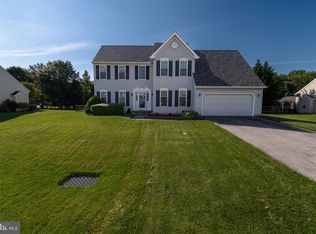 214 Canonero Dr, Bear, DE 19701