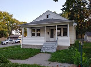 8166 Meadow Ave, Warren, MI 48089