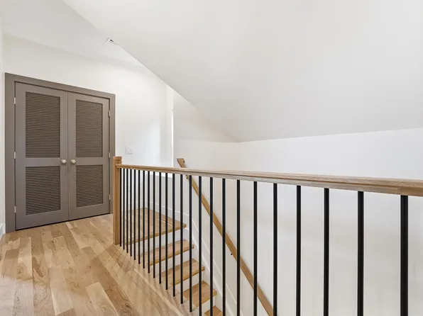 25 Lembeck Avenue image 18 of 26