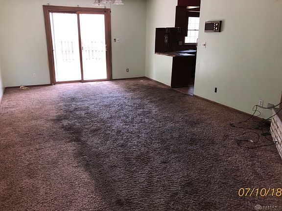 2nd image of 3300 Highcrest Ct