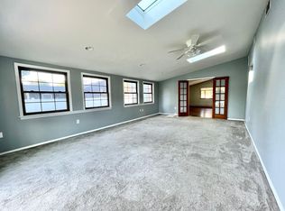 104 S Queen Anne Dr, Fairless Hills, PA 19030