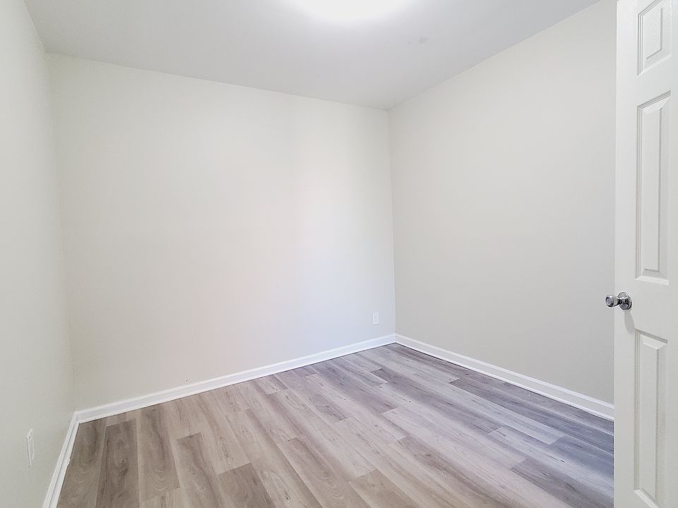 2nd image of 146 W Side Ave #2R