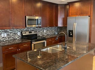 218 Hill Terrace Dr #B, Nederland, TX 77627