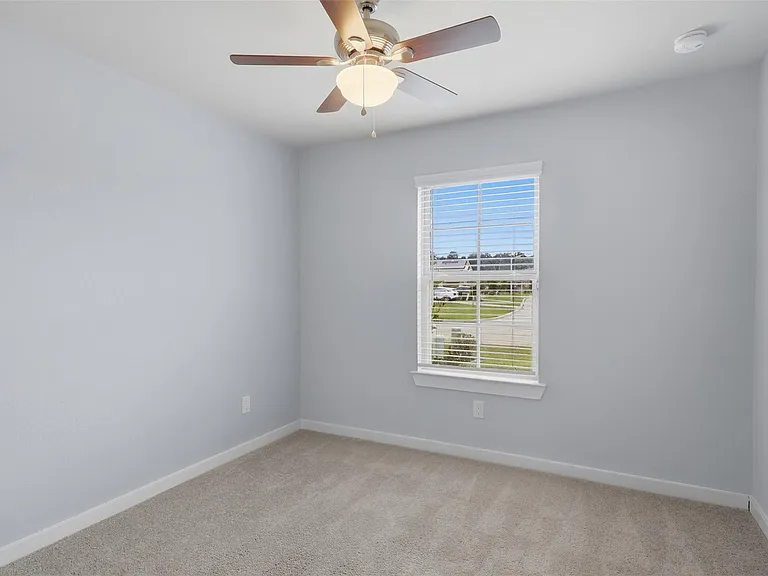 21980 Juniper Crossing Dr — Photo 12