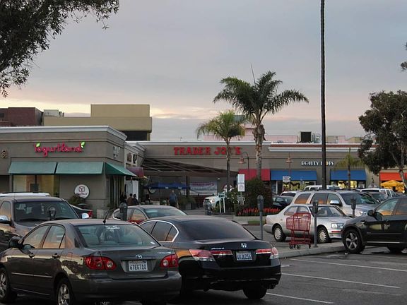 5th image of 319 Palos Verdes Blvd