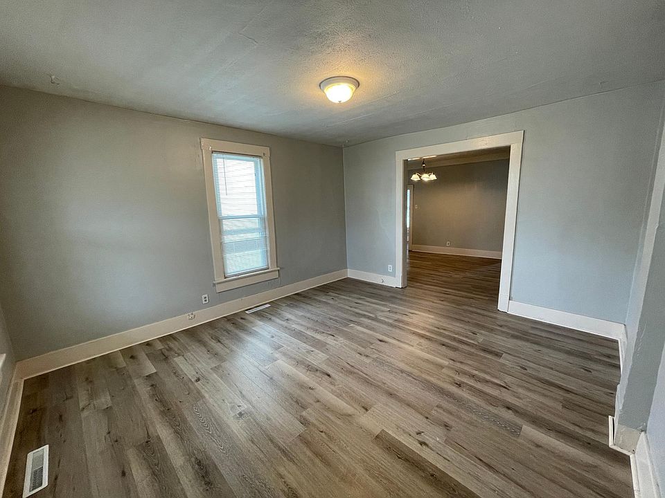 1st image of 631 S 16th St #631
