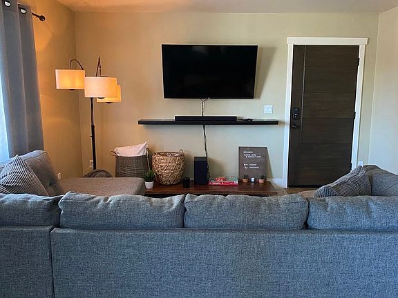 2nd image of 851 41st Ave APT C