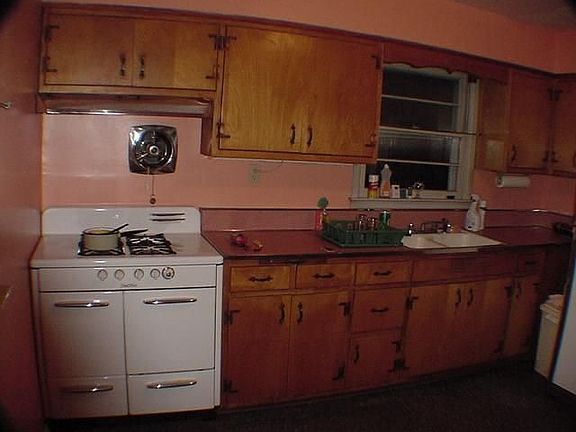 Eat in Kitchen