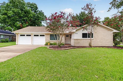 5502 Effingham Dr Photo 1