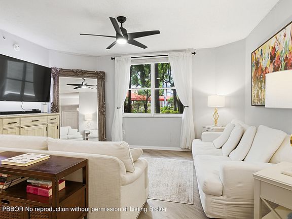 2nd image of 780 S Sapodilla Ave APT 104
