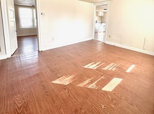 1008 N Hickory St #2, Champaign, IL
