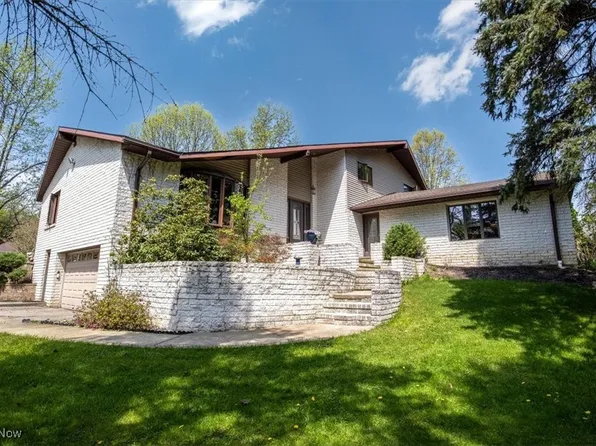 1006 Stony Hill Rd, Hinckley, OH 44233