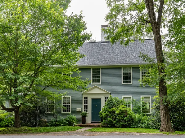 393 Middle Road Turnpike, Woodbury, CT 06798