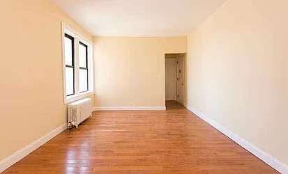 Rented by Uptown Flats LLC