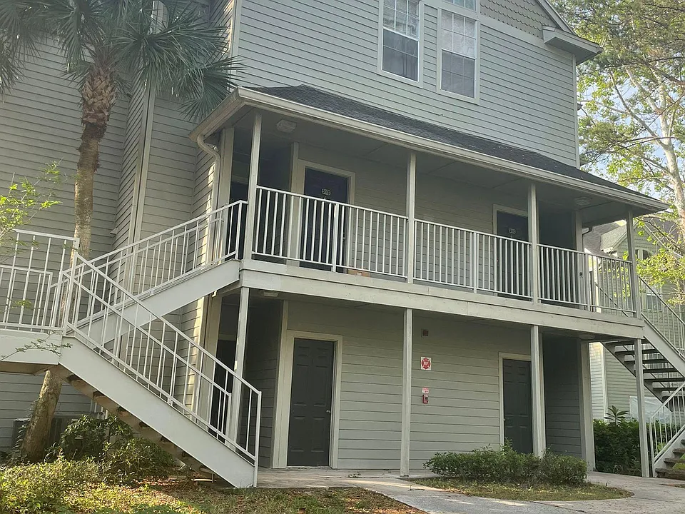 5962 Westgate Dr #204