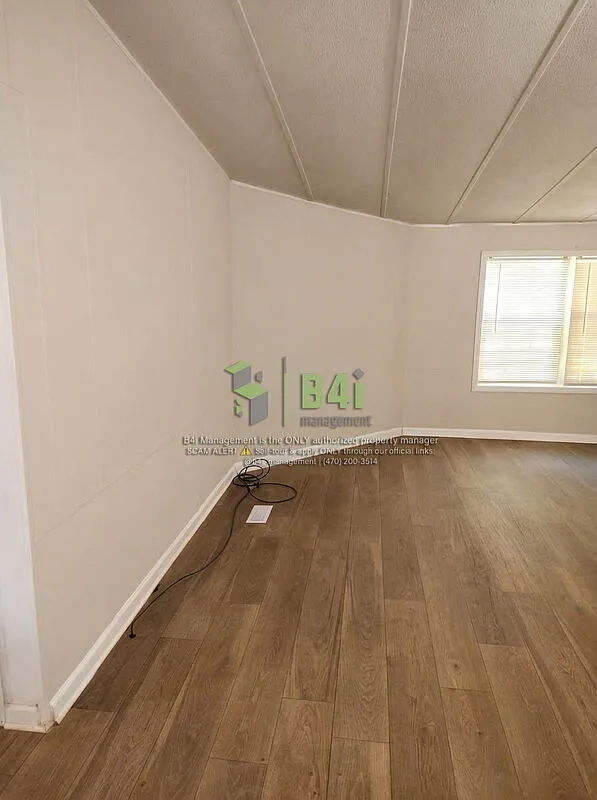 3 bed, 2.0 bath, 1344 sqft, $1,250 — Photo 3