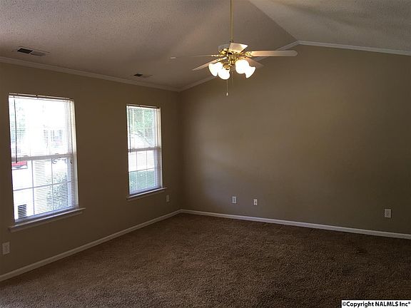 5th image of 164 Sandy Hollow Dr NW