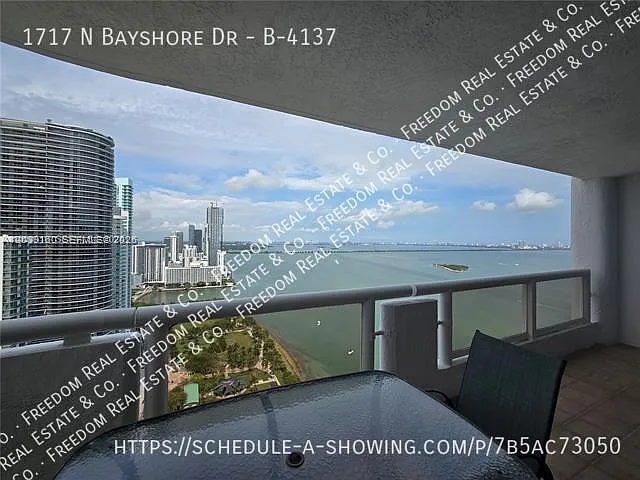 1717 N Bayshore Dr #B-4137 — Photo 1