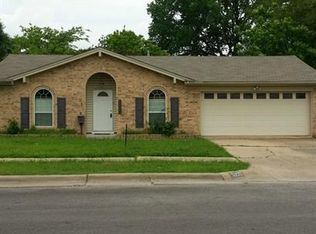 5221 Cloyce Ct, North Richland Hills, TX 76180