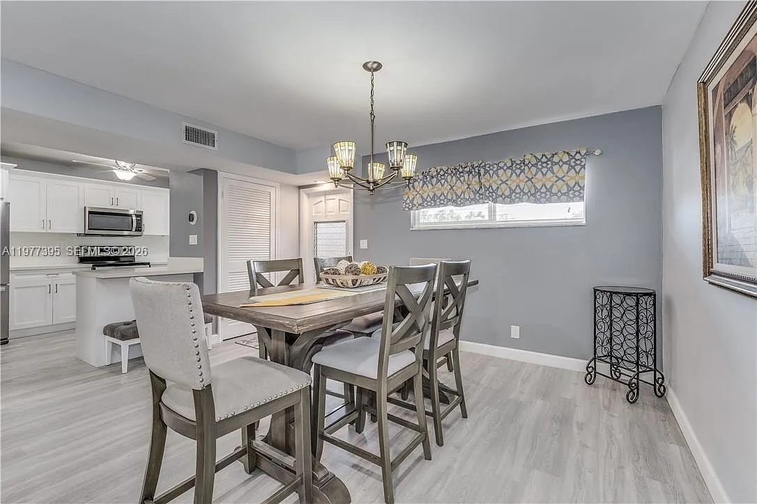 Photo 2 of 19 - 681 S Hollybrook Dr #305 - Pembroke Pines, FL Building Photo - 681 S Hollybrook Dr #305