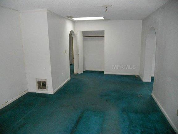 5th image of 5122 Liming Ave