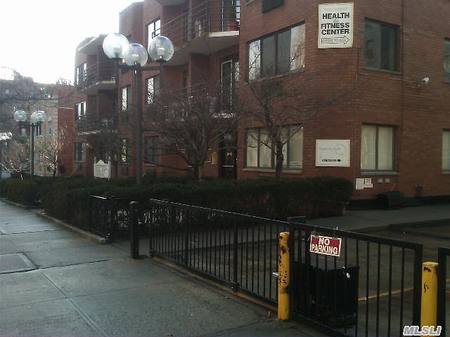 1st image of 11940 Metropolitan Ave APT B3
