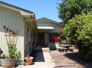 1588 Alexander Ln, Grants Pass, OR 97527