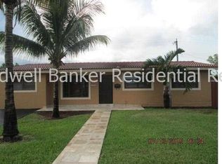 10465 SW 43rd Ter, Miami, FL 33165
