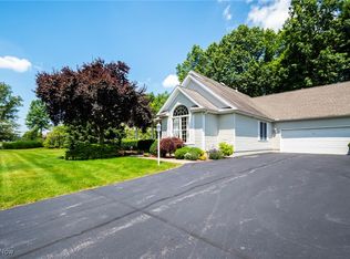 5240 Nashua Dr, Youngstown, OH