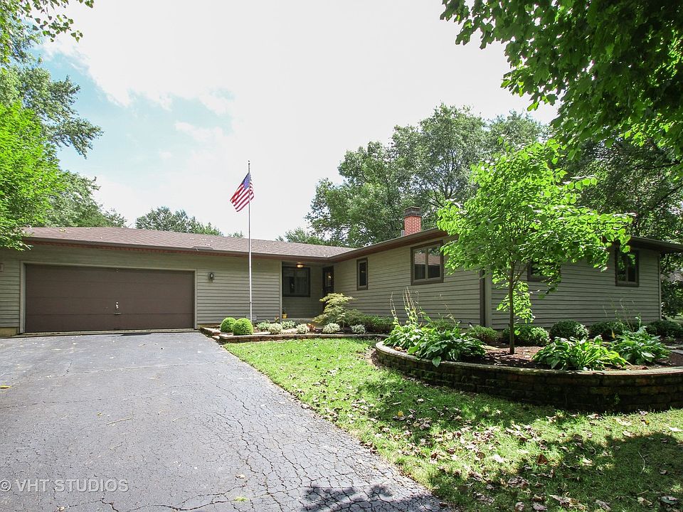 1st image of 26187 N Meadow Ln