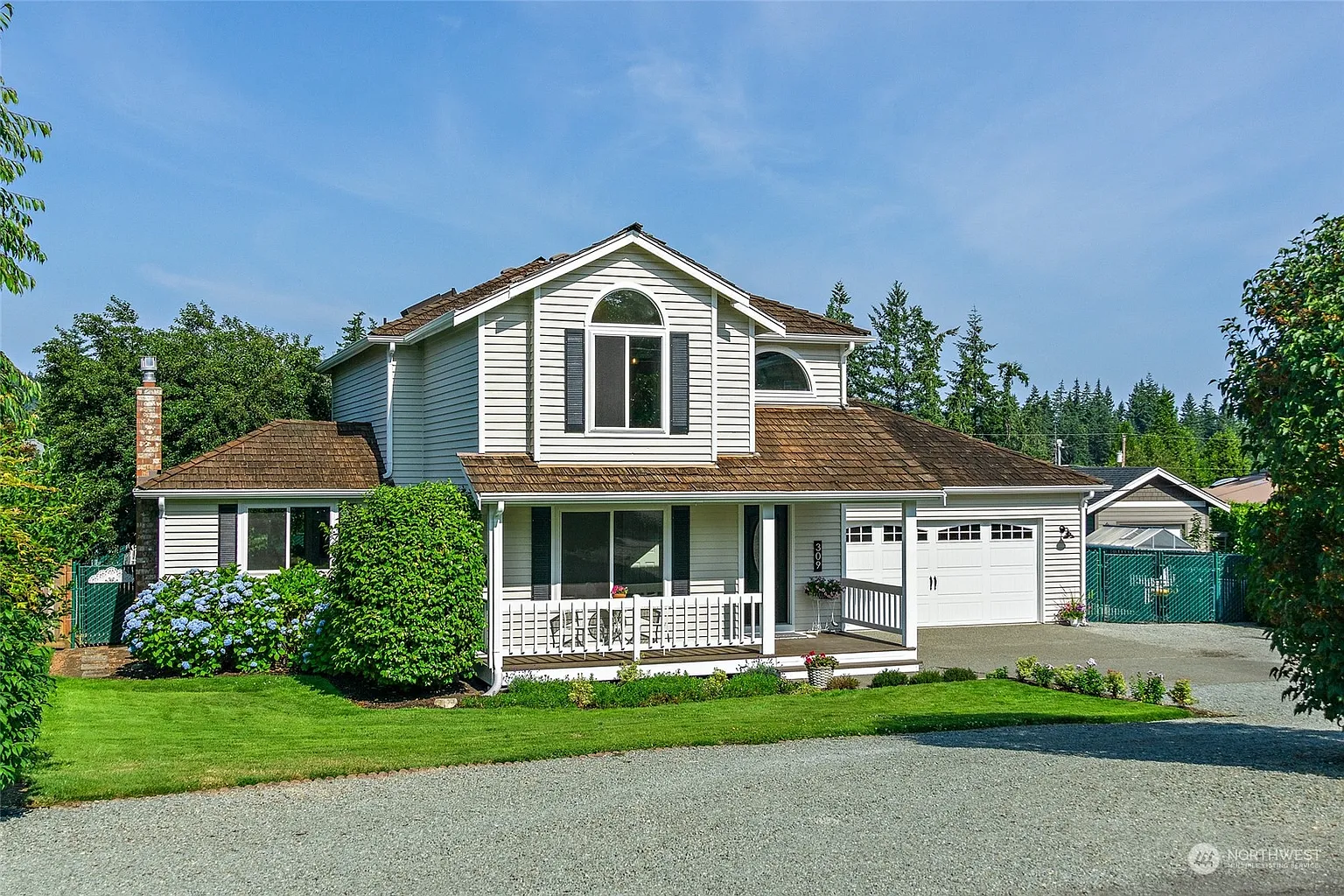 309 Heather Drive photo 1