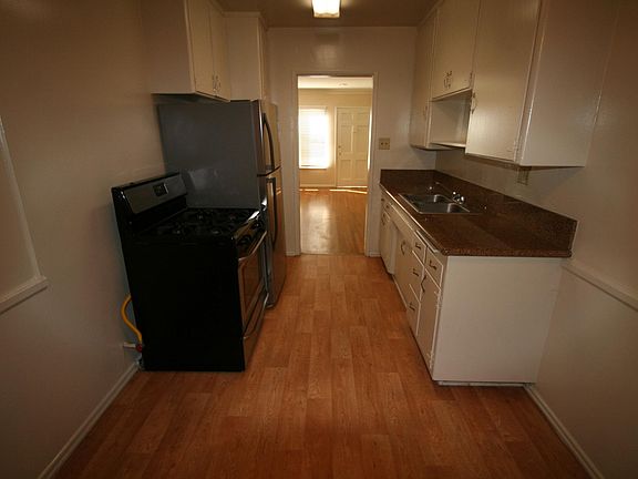 3rd image of 839 S Wooster St APT 1