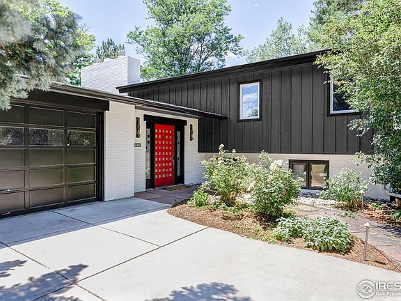 2nd image of 4400 Chippewa Dr